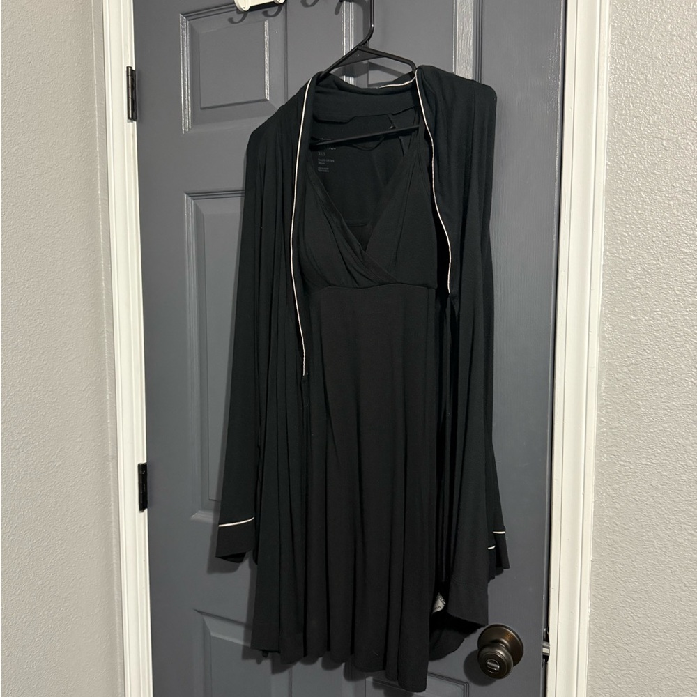 Stars Above Black Sleeveless V-Neck